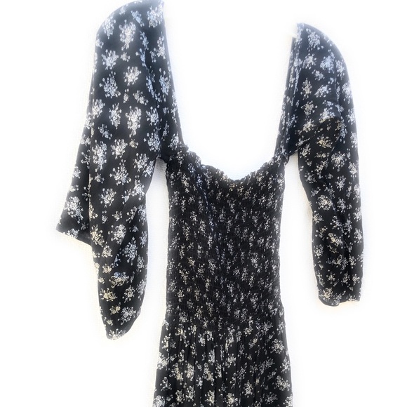 Blue Life Shorts Romper - Picture 5 of 8